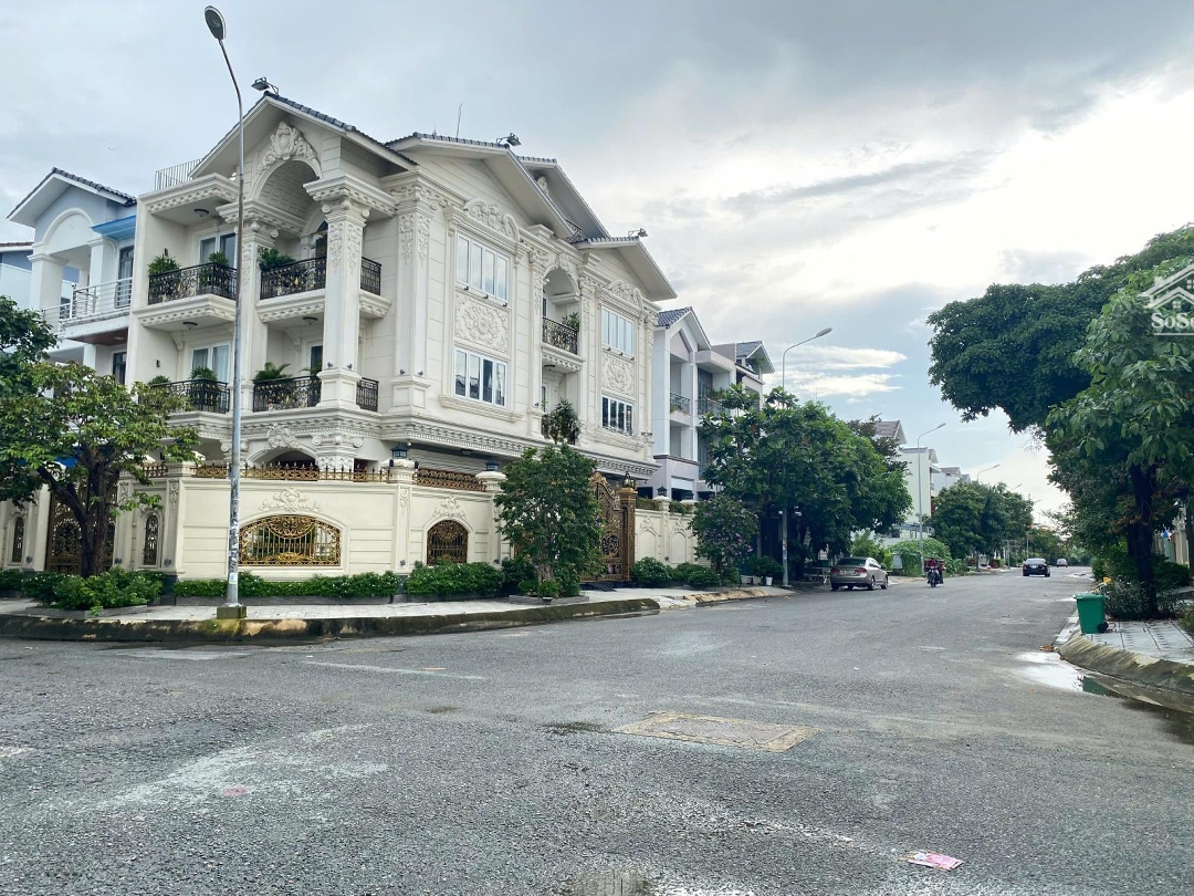 Bán Biệt Thự 2Mt Đặng Thùy Trâm View Công Viên, Có Thang Máy - 11X20M, 3 Tầng 6 Phòng Ngủ Gara Ô Tô, 25 Tỷ