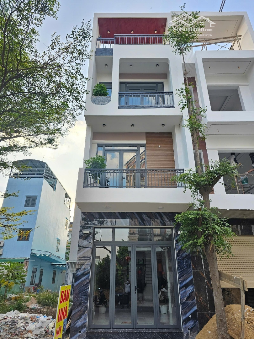 Bán Nhà 1 Trệt 2 Lầu Mẫu Hiện Đại Kdc Phú Hồng Khang, P. Bình Chuẩn, Tp. Thuận An