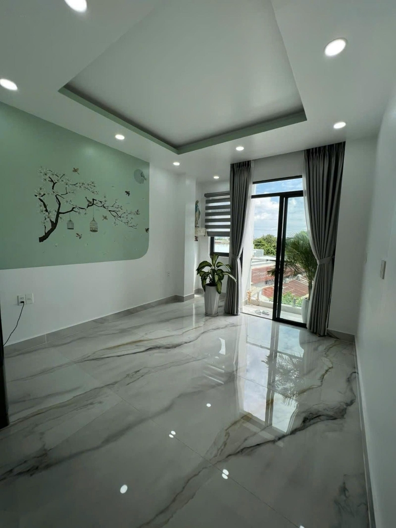 Bán Nhà Mặt Tiền Kinh Doanh Nguyễn Đình Chiểu Đoạn 2 Chiều, 5 Tầng Giá Bán 8Tỷ5