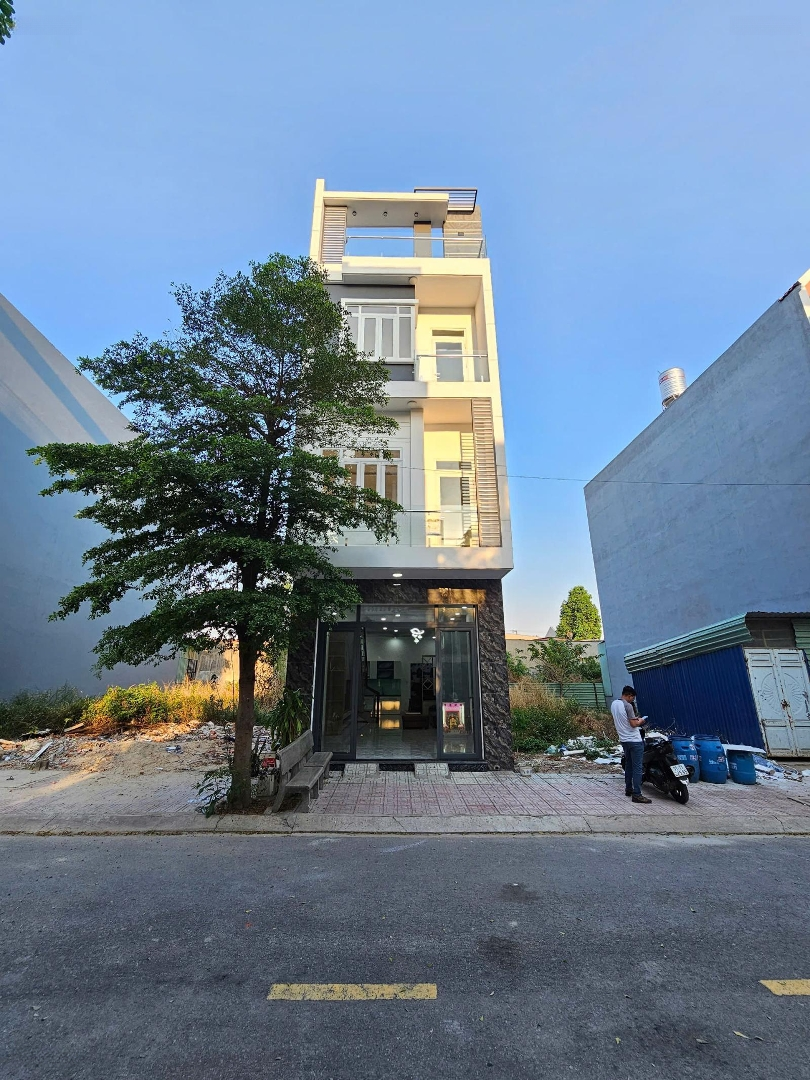 Bán Nhà 1 Trệt 2 Lầu Kdc Phú Hồng Khang, P. Bình Chuẩn, Tp Thuận An