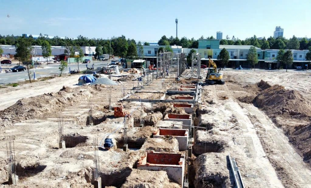 Bán Đất Tặng Nhà - Trung Tâm Kcn Bàu Bàng