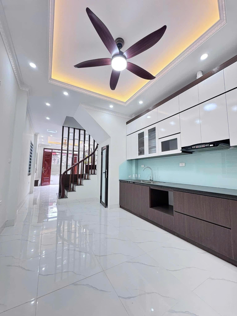 Bán Nhà Văn Hội Bắc Từ Liêm ,40M2 5 Tầng,Nhà Mới, Ngõ Thoáng, Gần Phố
