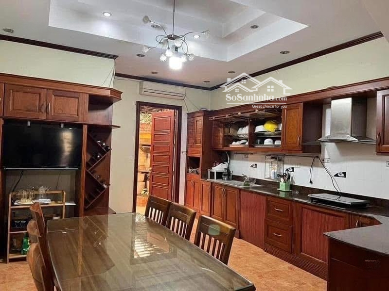 Liền Kề Nguyễn Khánh Toàn , Cầu Giấy.diện Tích92 M2 X 4 Tầng, 2 Mặt Tiền Rộng 5,2 M. Sổ Đỏ Đẹp- 33,2 Tỷ.