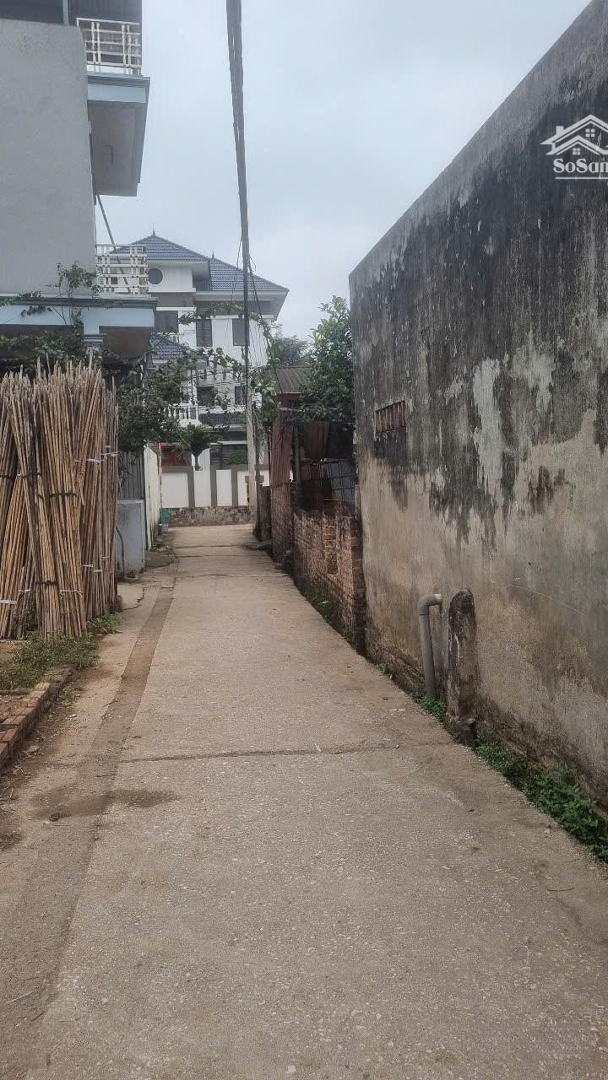 Chính Chủ Cần Tiền Bán 46M2 Đất Đường Ô Tô Giá Rẻ Nhất Thị Trường, Sổ Đỏ Cầm Tay Đất Vuông Vắn