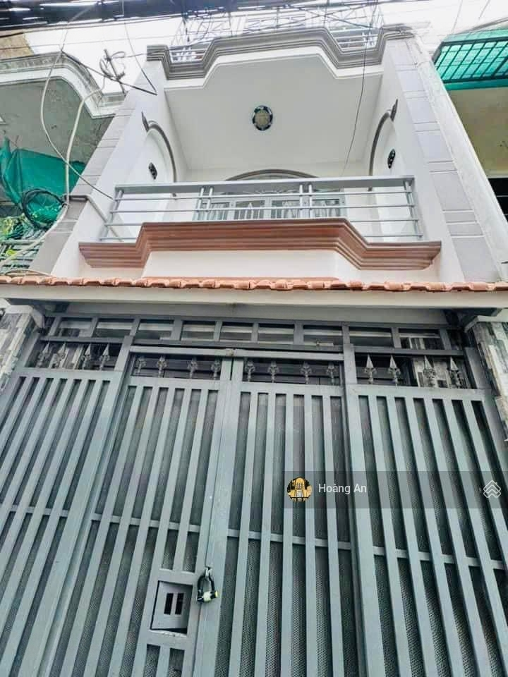 Bán Gấp Nhà Ngay Cầu Vượt Cây Gõ! Xây 3 Tầng 33M2 Đường Minh Phụng, Quận 11. Sổ Sẵn