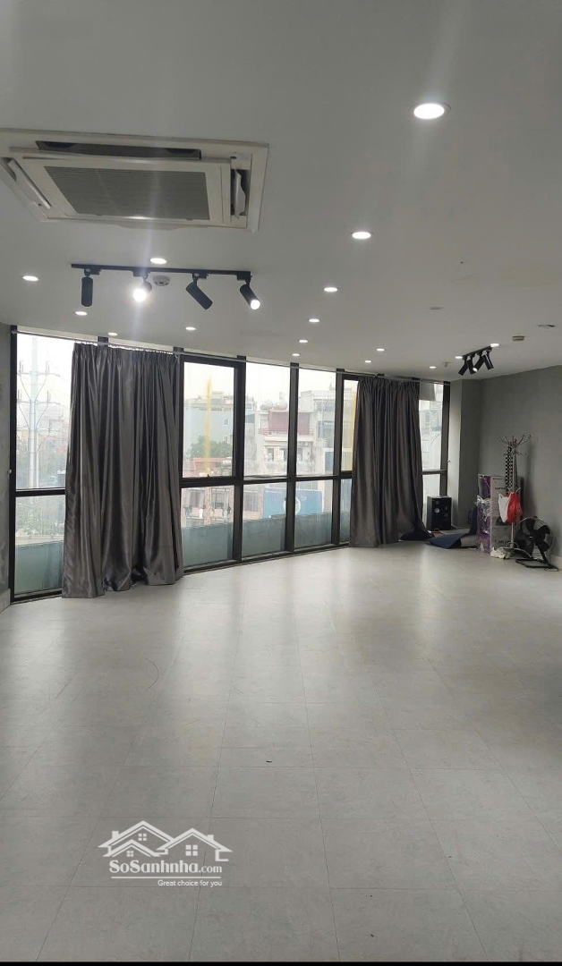 Cho Thuê Văn Phòng Spa, Lớp Học, Studio: 40M 7 Triệu; 60M 10 Triệu; 80M 12 Triệu; 120M 20 Triệu. Phố Nguyễn Trãi