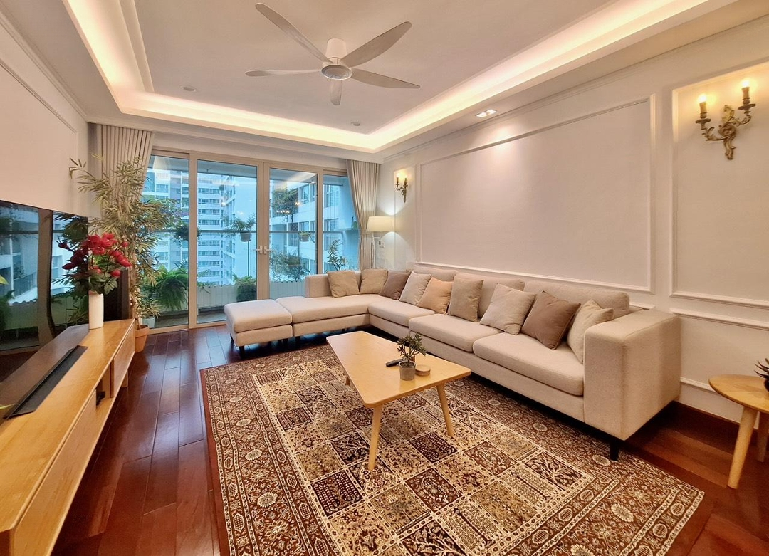 Siêu Phẩm Căn Góc 3 Phòng Ngủrộng 168M2 Tầm View Sân Vườn Bể Bơi Cực Đẹp Ở Mandarin. Giá Tốt Chỉ 93 Tr/M2