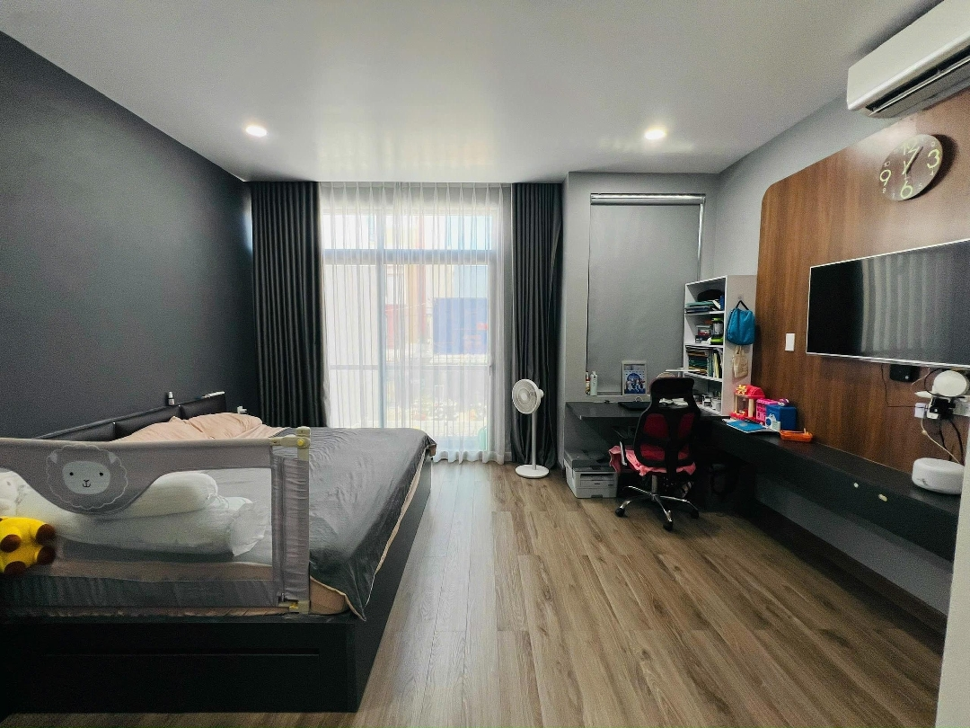 Bán Gấp Căn Nhà Mặt Tiền Đường Lê Đại Hành - Kdc Hùng Vương. Gần Đại Lộ Hùng Vương