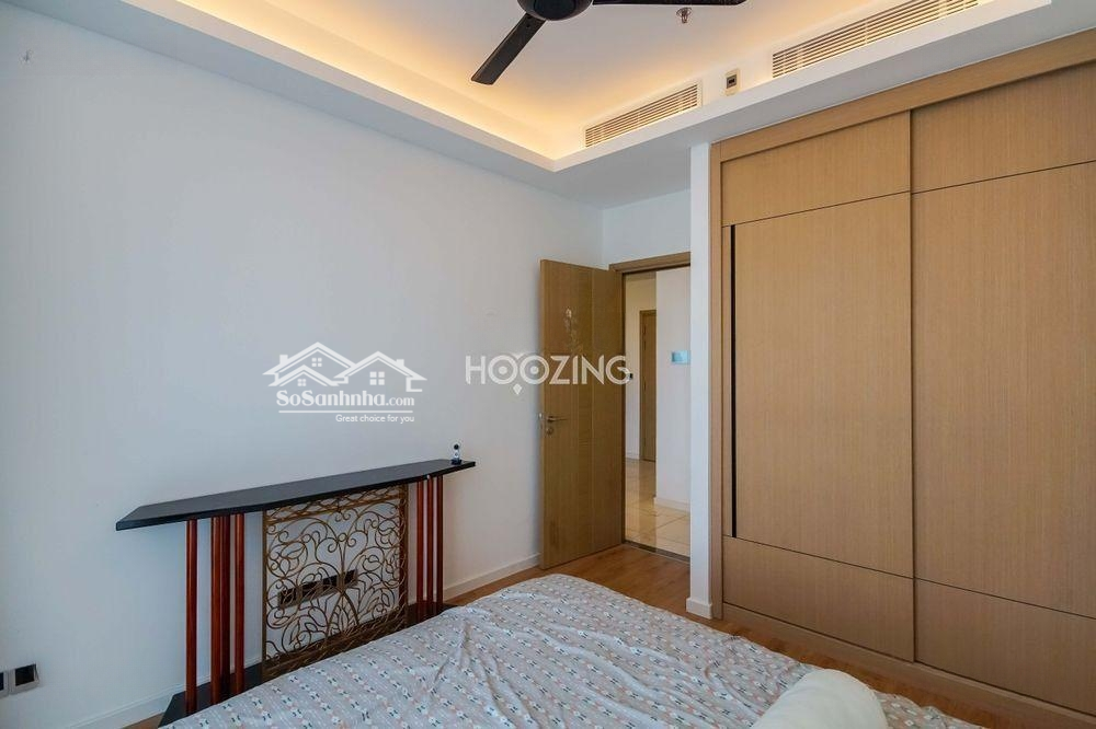 Hot !! Bán Nhanh Sarina 2 Phòng Ngủ- 96M2 Giá Chỉ 11.7 Tỷ Nhà Full Nội Thất - View Landmark