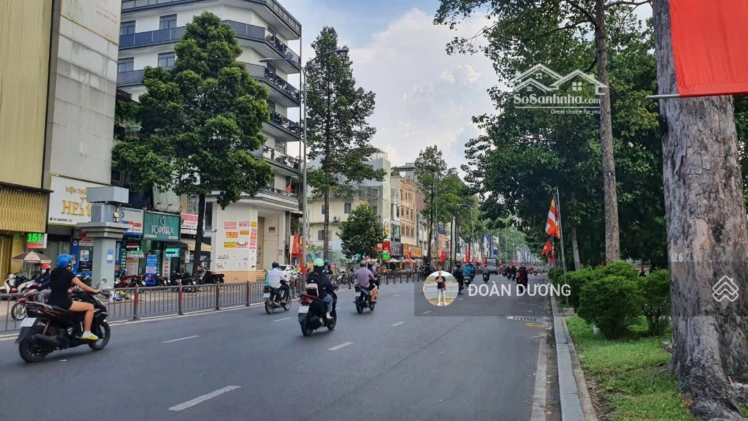 Bán Nhà Mặt Tiền Đường 3 Tháng 2, Quận 10. Dt: 4.2*28M, Nh. Kc: 4 Tầng. Hđt: 88 Triệu/Tháng