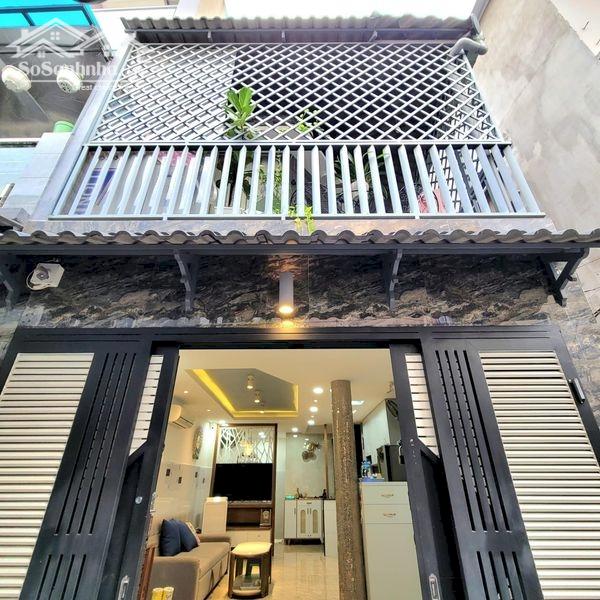 Nhà 3 tầng, ngang 4.3m dài 13m, cách hẻm xe hơi 10m ngay khu Bàu Cát, 5Tỷ Nhỏ