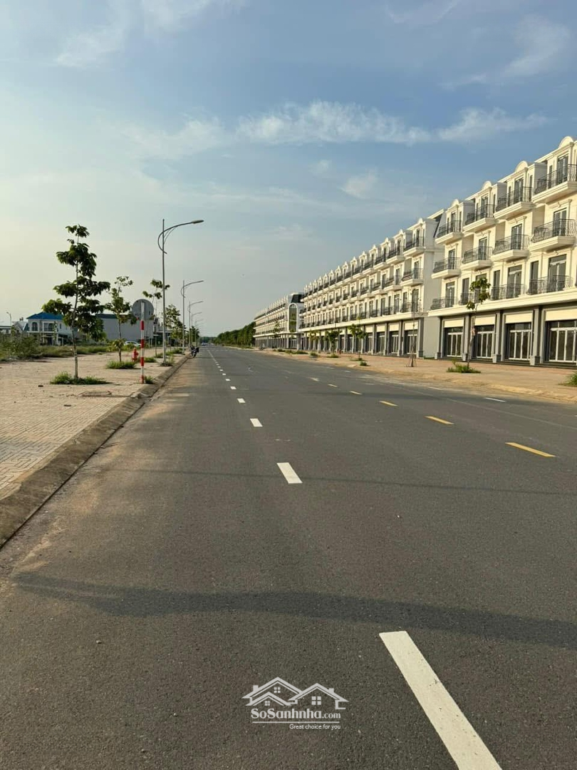 Cần Ra Nhanh Lô 95M2 Giá Bán 2 Tỷ 1 Ngay Kđt Stc Long Thành, Ngay Cổng Chính Sân Bay Long Thành, Shr
