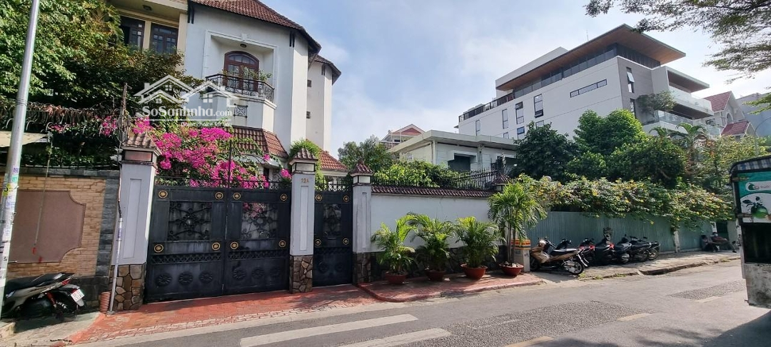 Bán Biệt Thự Ngay Góc Lý Chính Thắng - Trương Định, P.võ Thị Sáu, Quận 3, Diện Tích: 205M2 - 1 Lầu
