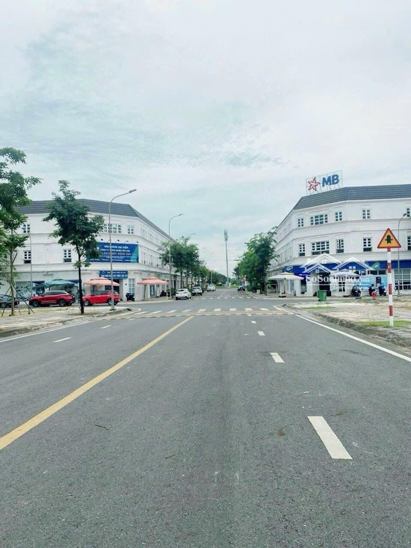 Hàng Độc Quyền! Duy Nhất 1 Lô 136M2- 2Tỷ4 Tt Hiệp Phước Ngay Đường 25B,Ngay Cổng Sân Bay Long Thành