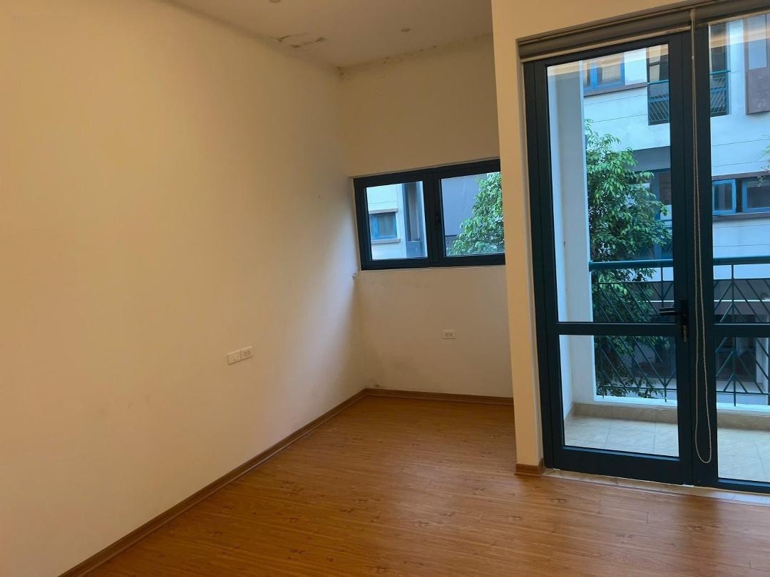 Cho Thuê Sàn Văn Phòng 70 M2, Gồm 2 Phòng, Thang Máy Tại Galaxy Tố Hữu