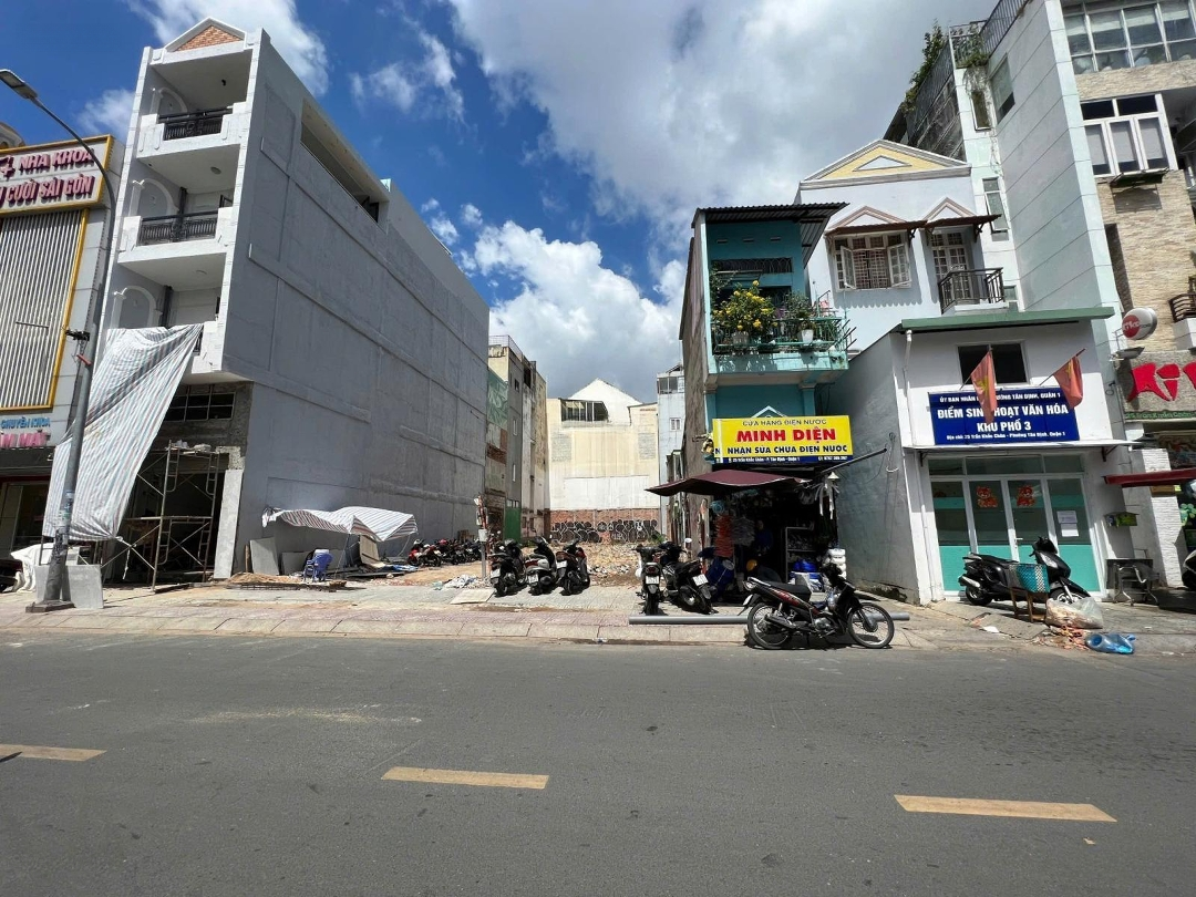 Bán Nhà Siêu Vị Trí - Góc 2Mt Phạm Văn Đồng Và Nguyễn Bỉnh Khiêm. Dt: 15X35 Giảm Còn 48 Tỷ