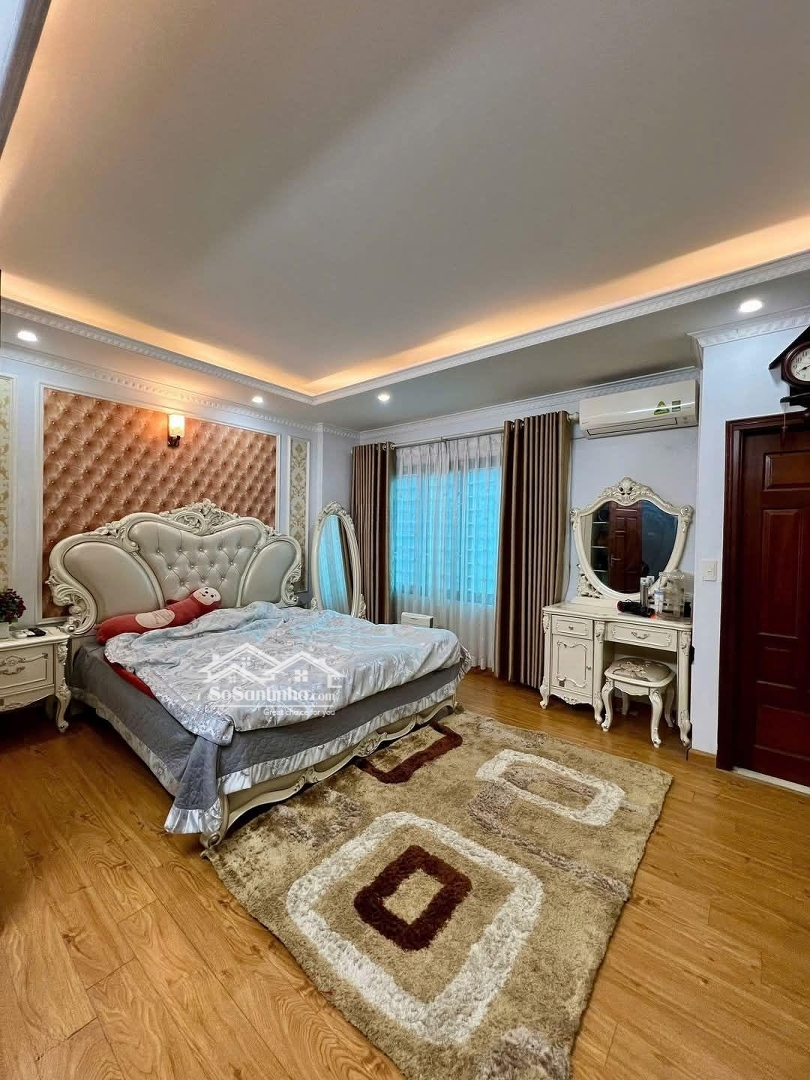 [Đặc Biệt Hiếm] -Nhà Mp Cầu Giấy - View Cv Nghĩa Đô - Ô Tô Vỉa Hè - Kinh Doanh.61M 17.6 Tỷ