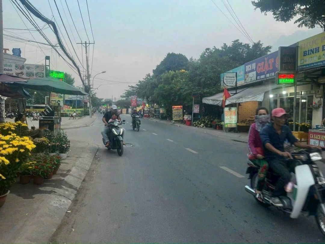 Cần Bán Đất Hẻm 141 Đường Vườn Lài Giá Bán 8.15 Tỷ Diện Tích 5 X 30.5M
