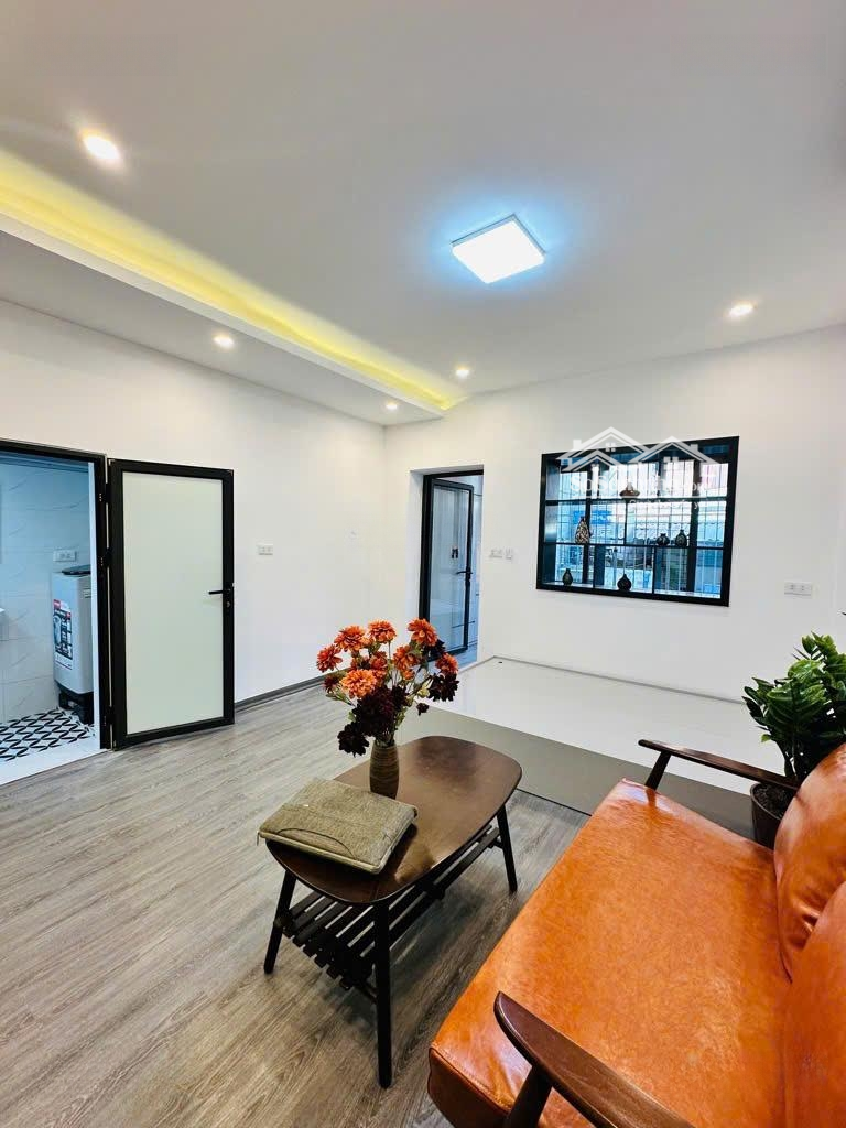 Cần Bán Gấp Căn Tập Thể Tầng 3 Kim Liên - Đống Đa - 45M2