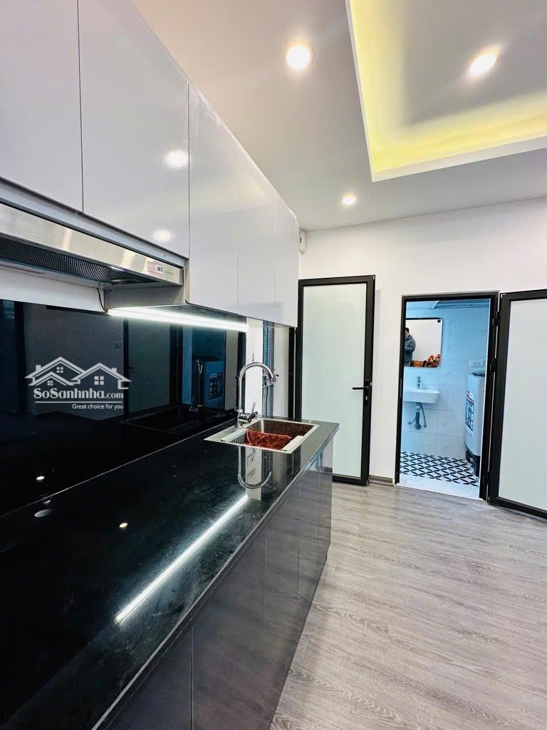 Cần Bán Gấp Căn Tập Thể Tầng 3 Kim Liên - Đống Đa - 45M2