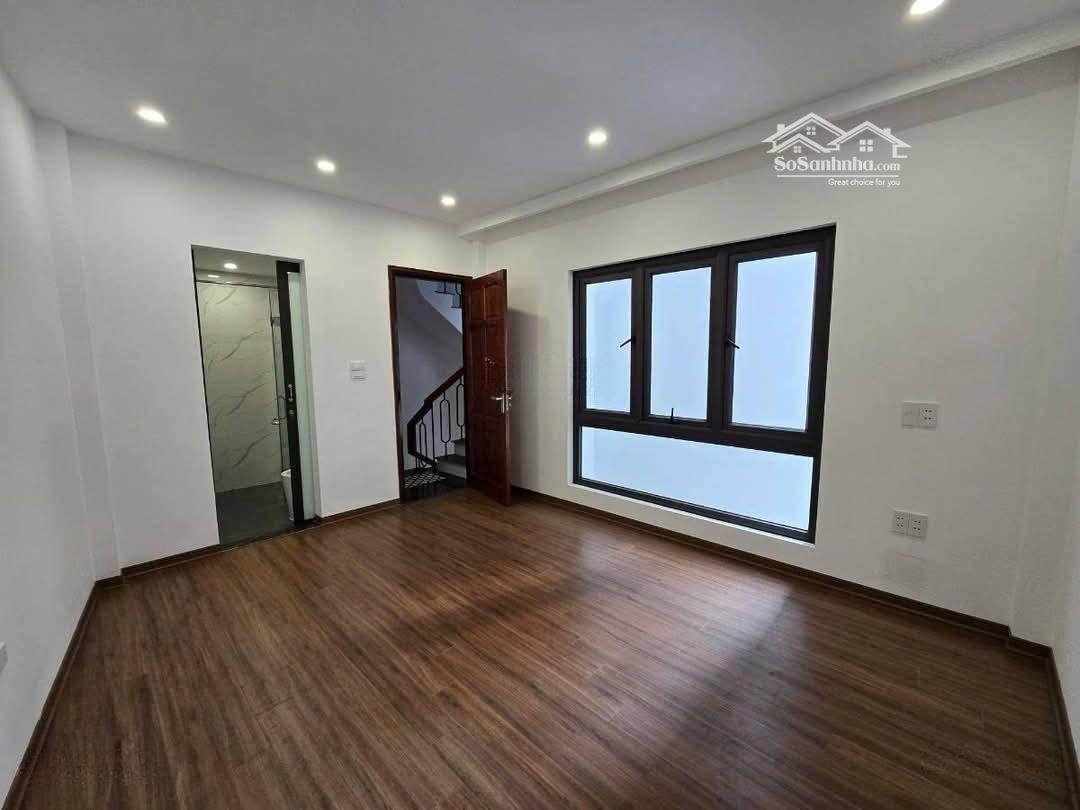 Bán Nhà Văn Hội, Hv Tài Chính. 30 35 M2, 5 Tầng, Ngõ Rộng Thoáng, Ô Tô Đỗ Cách 10 M. Giá Bán 5.5 Tỷ