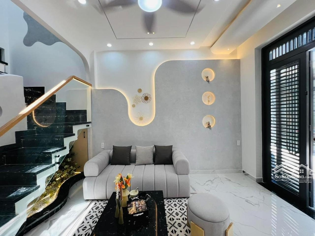 Cô Thuý Bán Gấp Nhà Lê Văn Miến, Quận 2. Giá Bán 4 Tỷ 490/74M2. Đang Cho Thuê 25 Triệu/Tháng. Sổ Chính Chủ
