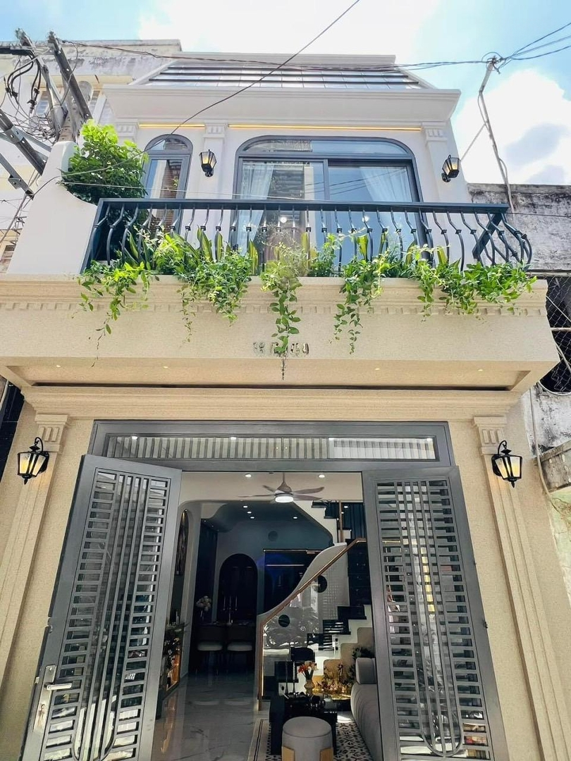 Cô Thuý Bán Gấp Nhà Lê Văn Miến, Quận 2. Giá Bán 4 Tỷ 490/74M2. Đang Cho Thuê 25 Triệu/Tháng. Sổ Chính Chủ