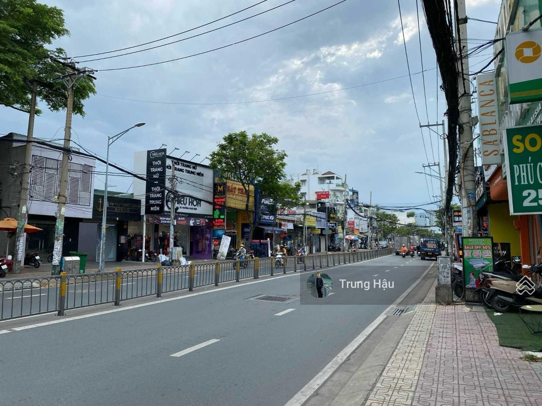 Bán Nhà Siêu Vị Trí Mặt Tiền Nguyễn Thị Thập, Quận 7 -Diện Tích21X77M - Công Nhận 1.600M2 - Giá Bán 120 Tỷ