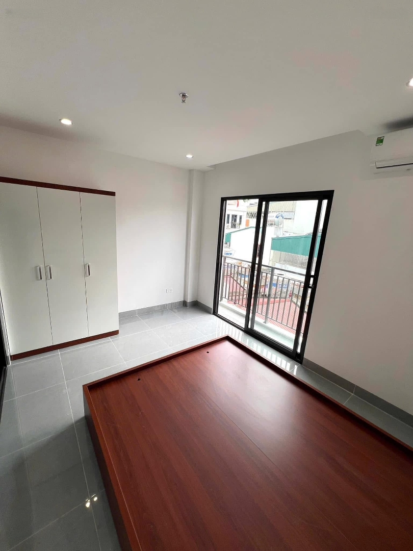 Toà Chvd Nguyễn Ngọc Vũ, Vài Bước Chân Ra Phố, Ô Tô Vào Nhà, Thang Máy,Diện Tích 95 Triệu/Th, 85M2