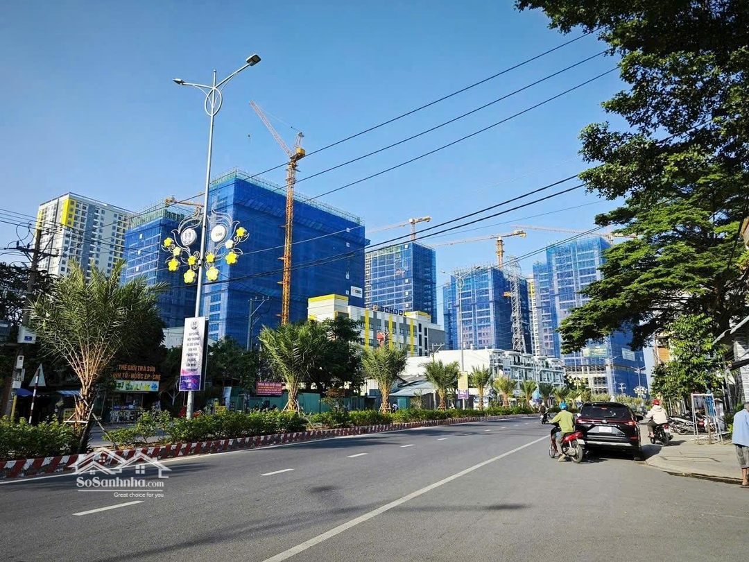 Bcons City Cạnh Metro Giá Bán 400 Triệu Sở Hữu Ngay, Giá Bán 1,999 Tỷ, Liền Kề Lđh Thủ Đức