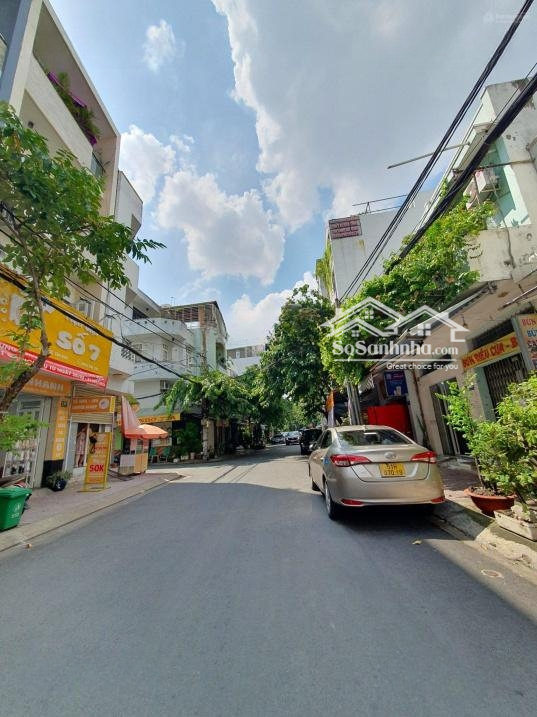 Bán Nhà Khu Tt Tài Chính Quận Tân Bình - Đường Hoàng Việt, Dt: 5,2X 27M ( 135M2 ) Giá Chỉ 150 Tr/M2