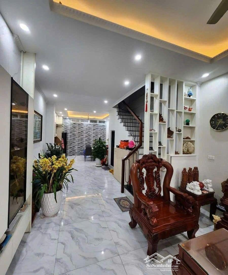Cần Bán Nhà Phố Tứ Liên - Gần Ô Tô -Diện Tích60M2 X 4 Tầng -Mặt Tiền4M - Mới Đẹp Ở Luôn - Giá Bán 8.65 Tỷ