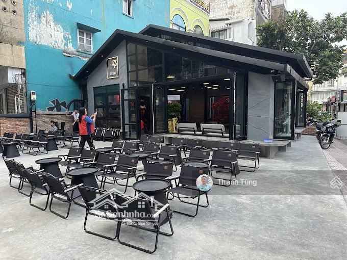 Góc 2Mt Cống Quỳnh & Cao Bá Nhạ, Quận 1 - 13X18M - 2 Tầng - Hđt 300 Triệu - Giá Bán 120 Tỷ