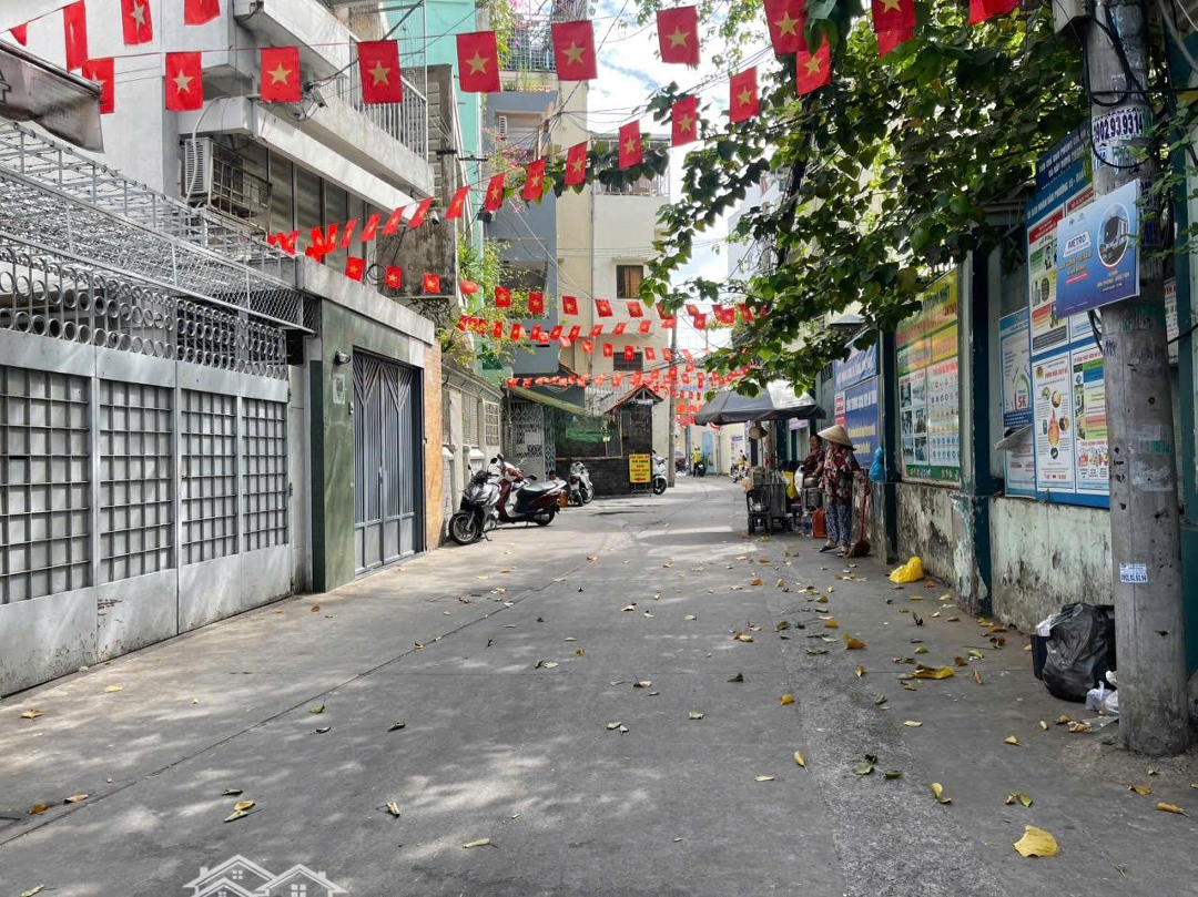 Siêu Phẩmhẽm Xe Hơi6M Đường Phan Đình Phùng, Pn - Dt: 4,5X20,5M - 2 Tầng - Giá Chỉ 13,5 Tỷ