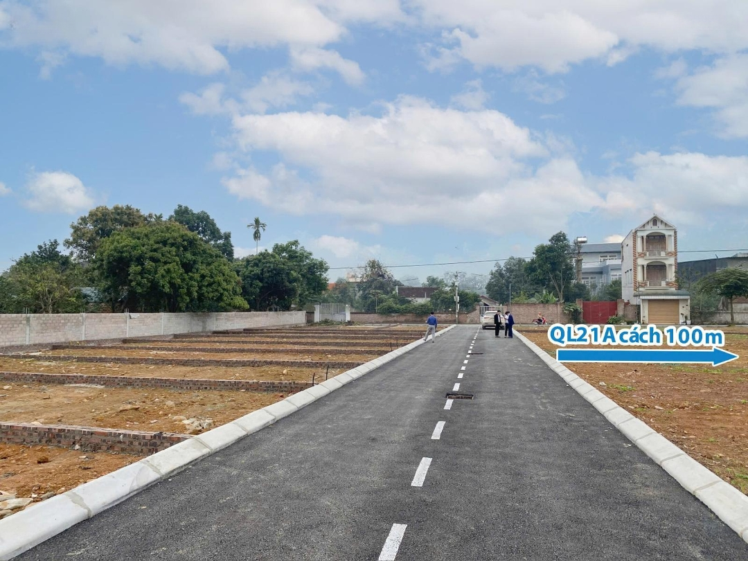 Bán Cắt Lỗ 1 Lô Góc Mặt Trục Chính Liên Xã, Đất Full Thổ Cư Hòa Lạc Hà Nội, 100M Ra Mặt Đường Ql21A