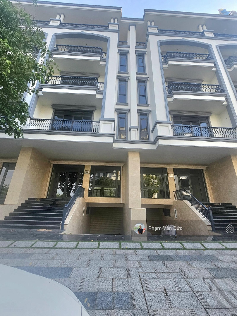 Bán Nhà Kđt Vạn Phúc Hầm 4 Lầu .Diện Tích100M ( 5X20 )Chủ Cần Bán Giá Tốt Nhất Hiện Tại