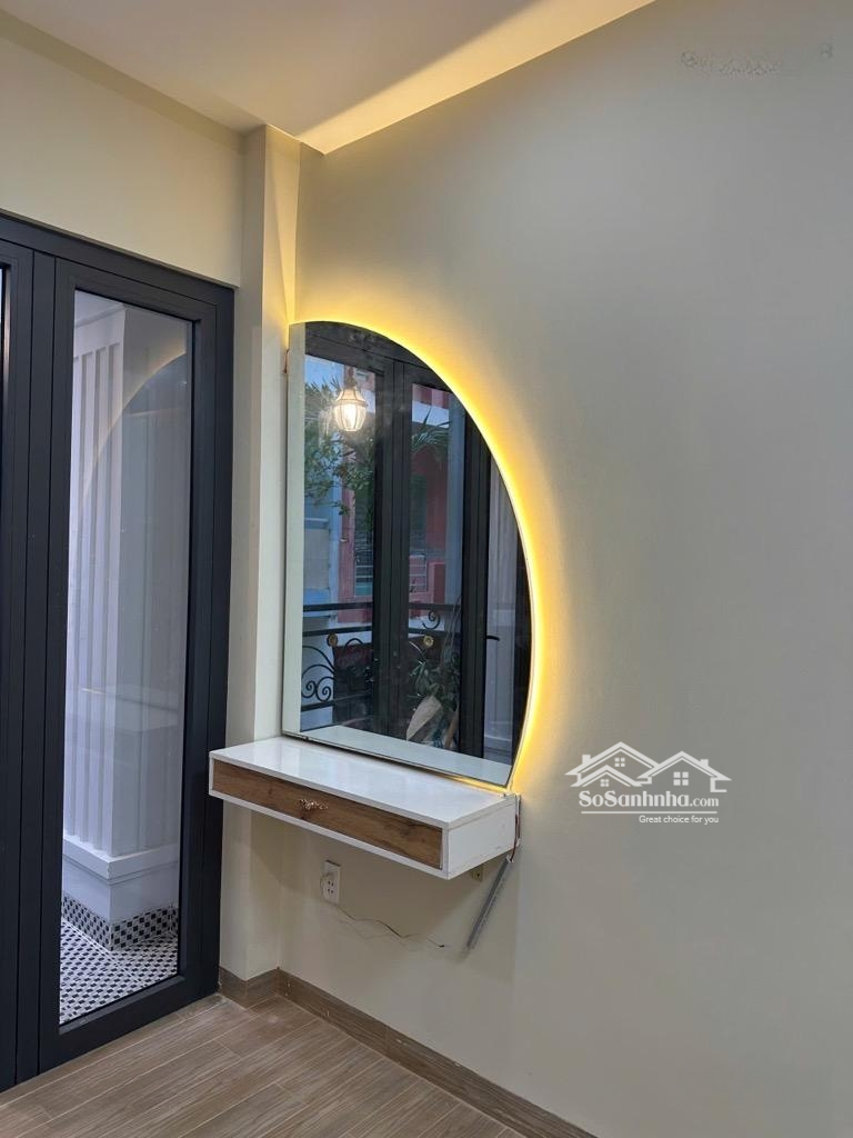 Hiếm Nhà Bán-Hẽm Xe Hơiđẹp -Nở Hậu- Khu Vip Q.3-Chợ Bàn Cờ -Diện Tích42M2 - Btct 3Tầng - Chỉ 10,Xtỷ