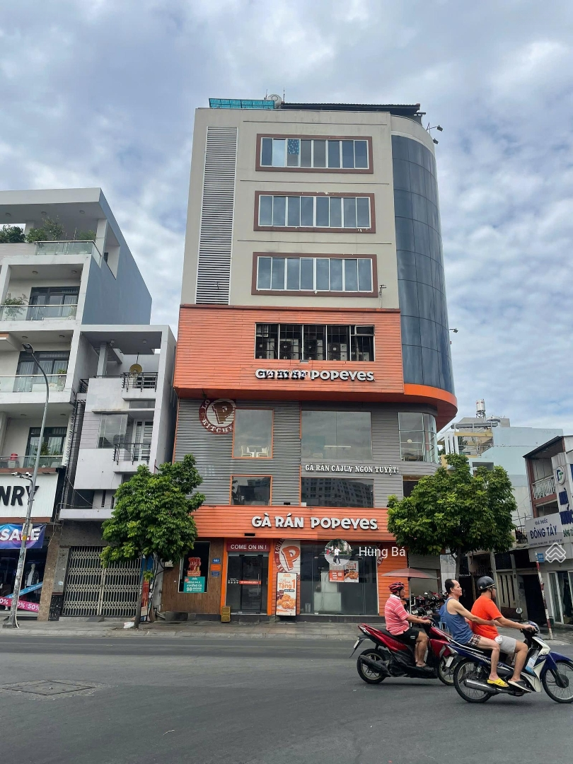 Bán Gấp! Bán Tòa Building Nguyễn Văn Trỗi - Dt: 15 X 18M - 7 Tầng-Hđt: 160 Triệu/Th. Giá Chỉ 40 Tỷ