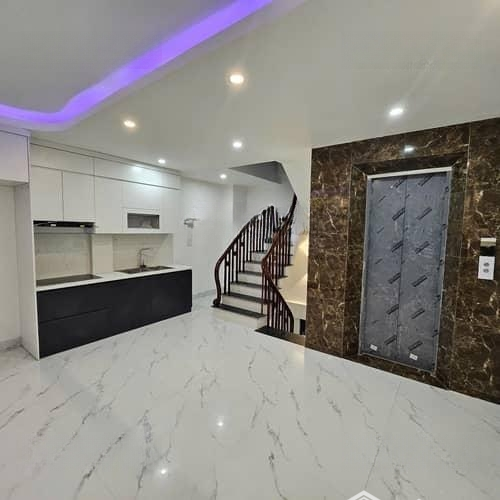 Nhanh Thì Còn ! Bán Nhà 6 T Thượng Thanh, Gara, Thang Máy Nhập, Kinh Doanh Đẹp.40M3,Mặt Tiền5M - 7,4 Tỷ