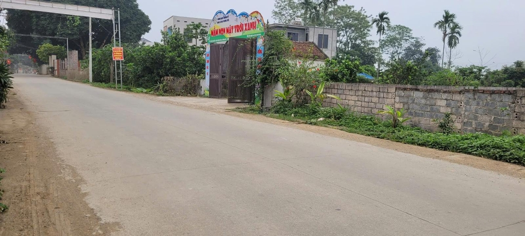 Hơn 100M - Mặt Tiền Hơn 4M - Mặt Đường Liên Huyện - Chỉ Loanh Quanh 2 Tỷ