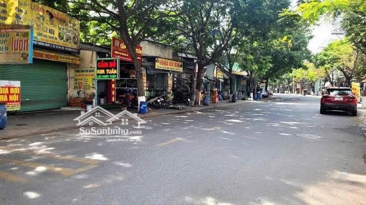 Bán Nhà C4 .Mặt Tiền Kinh Doanh Sầm Uất .Ngang 6M Đep.gần Làng Đại Học Quôc Gia Tphcm