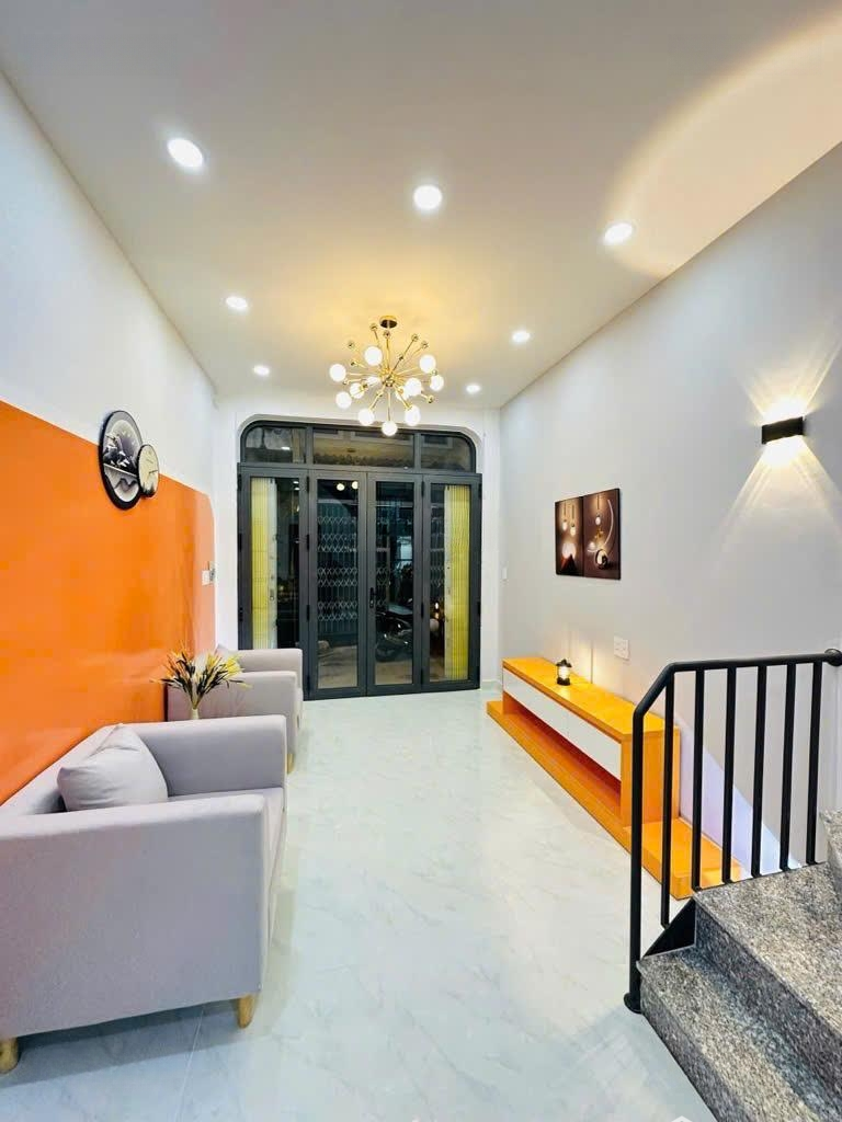 Hiếm Gặp - Quận 8 - Phạm Thế Hiển - 40M2 -Hẽm Xe Hơithông - 2 Tầng Btct - Mới Đẹp Ở Ngay - Chỉ 1.79 Tỏi