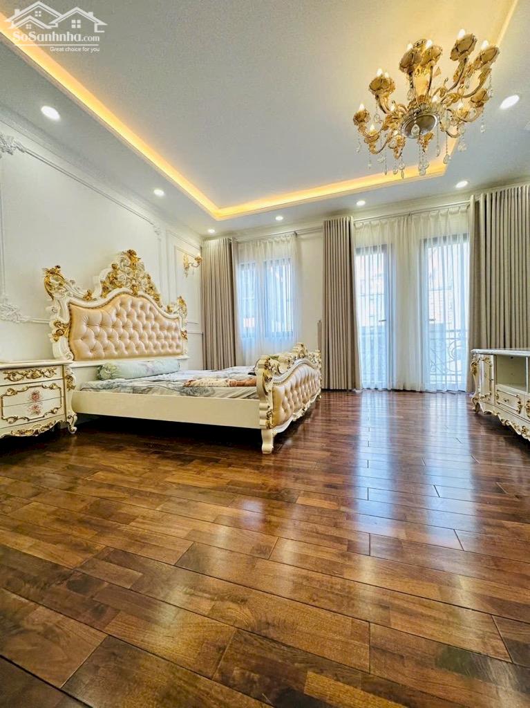 Phạm Văn Hai - P5 - Q.Tân Bình - Ngang 7 x 9M - Siêu Phẩm 4 Tầng - Giá : 11,9 Tỷ