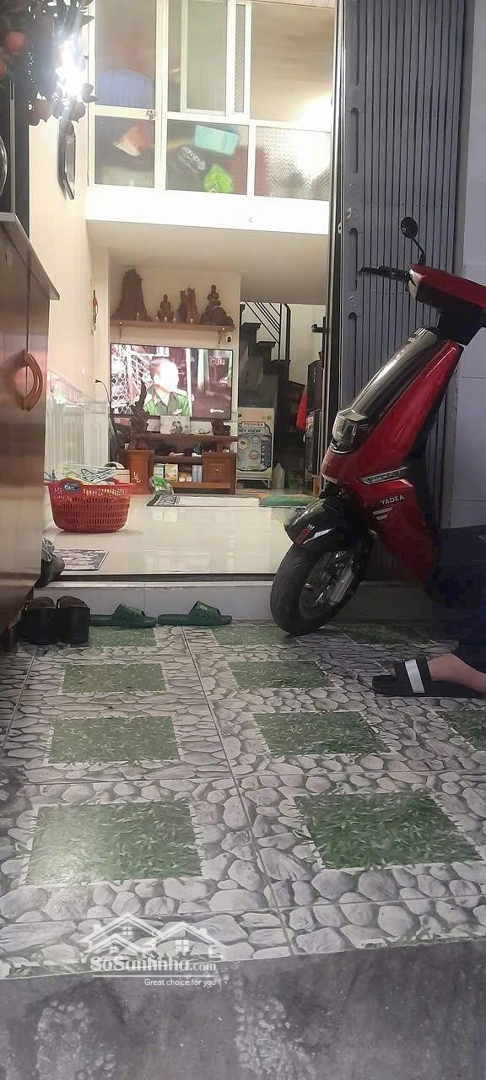 Bán Nhà 1,5 Tầng Phố Hoàng Công Khanh- Lãm Hà Có Sân Để Xe