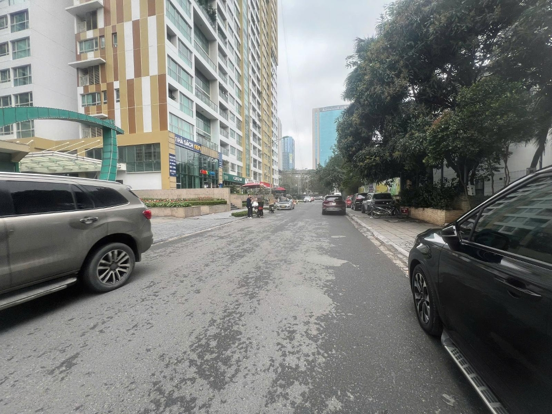 Bán Chung Cư Mandarin Hòa Phát Trung Hòa Cầu Giấy 3 Ngủ Thoáng Ful Nội Thất 172,2M.