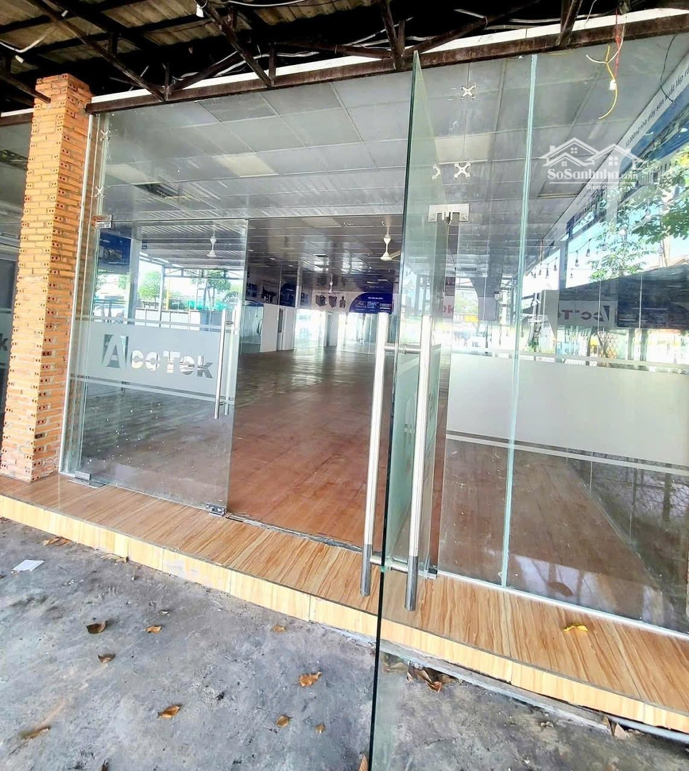 Cho Thuê Mặt Bằng Ngang 10M Tổng 220M Kinh Doanh Thông Suốt Đường Phạm Ngọc Thạch