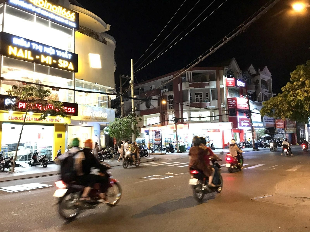 Căn Nhà Mặt Tiền Hoàng Diệu 2, Thủ Đứcdiện Tích100M2 Sổ Hồng Riêng 14.9 Tỷ Nhà 2 Lầu. Vuông Vức
