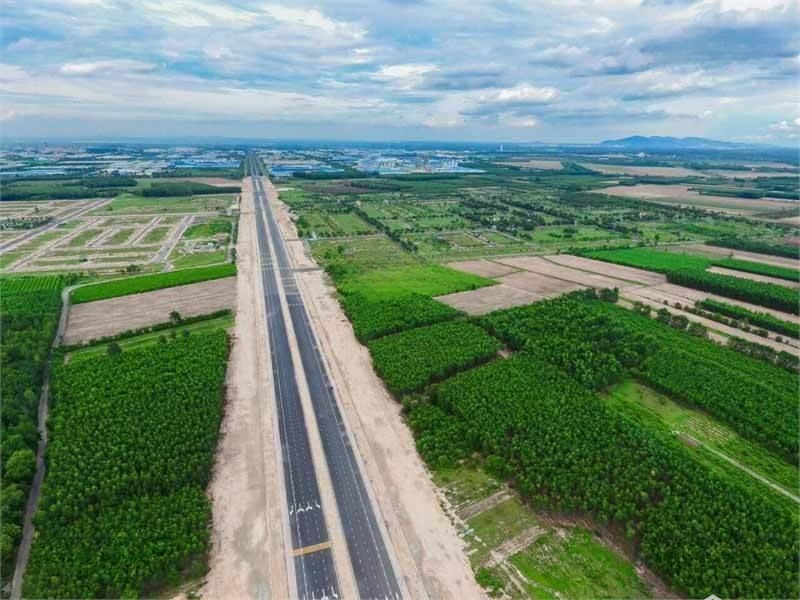 Chính Chủ Bán Cắt Lỗ Đất Phú Đông Nhơn Trạch Đồng Nai, 2200M², Giá Bán 3.7 Tỷ, Không Có Quy Hoạch