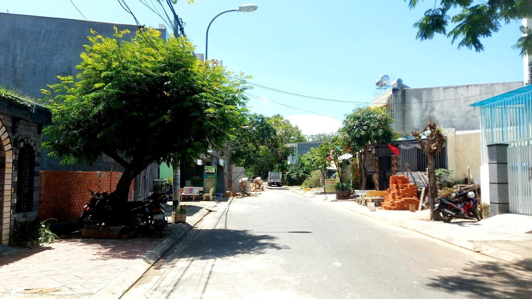 Cần Bán Lô Đất Lành, Đối Diện Công Viên, Chỉ 1Ty650