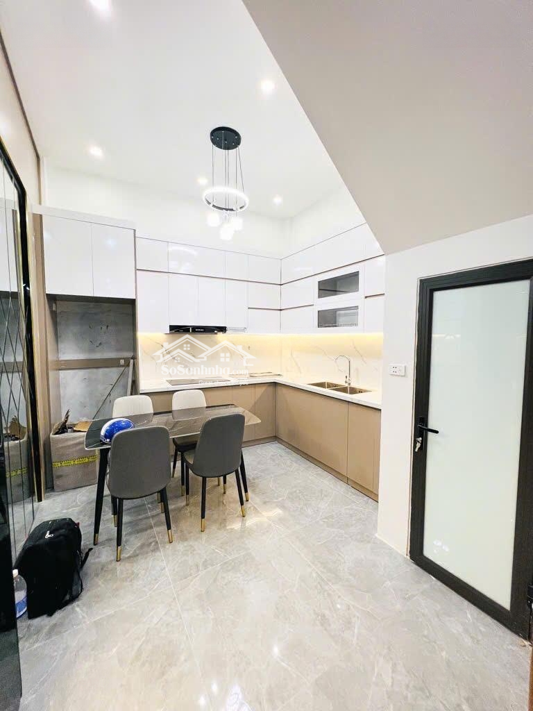 Siêu Hiếm! Tây Sơn-Lô Góc-3 Thoáng-Dân Xây Kcbtcc-Khủng Về Diện Tích: 48M X 4 Tầng,Mặt Tiền5,8M, Giá Quanh 9 Tỷ